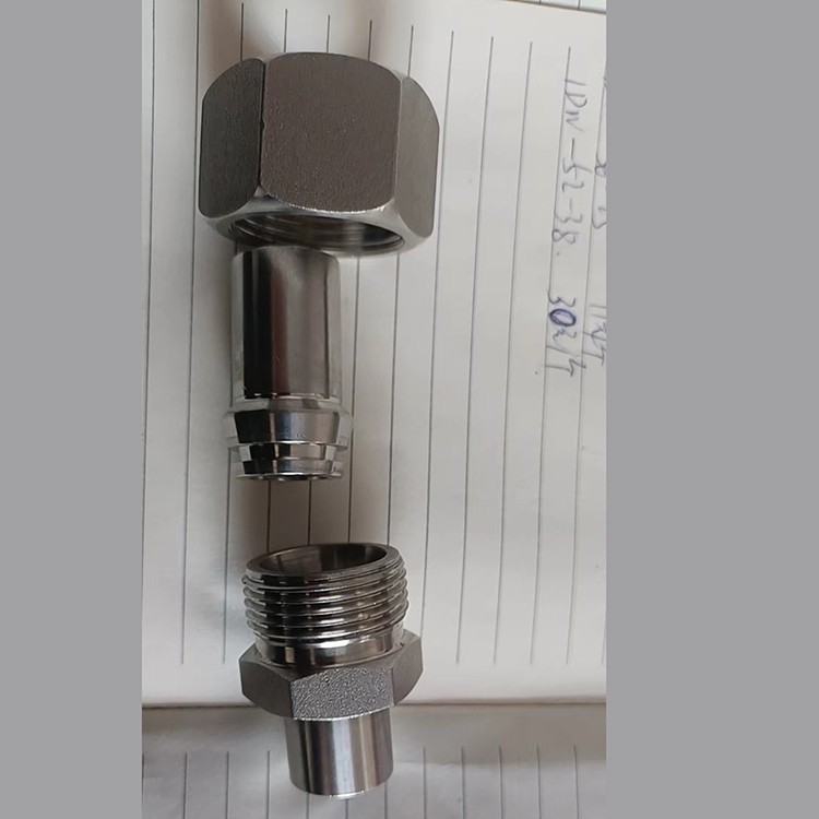 现货不锈钢接头